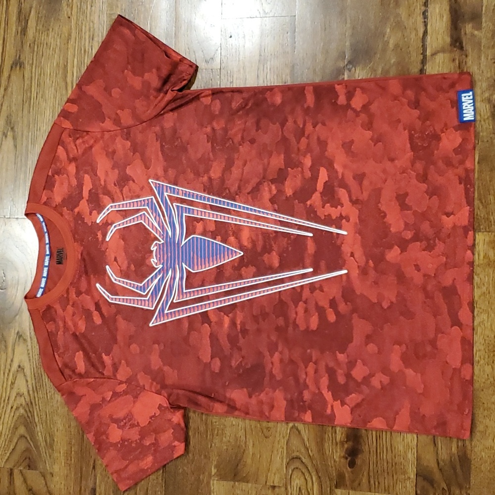 Mens Marvel Spiderman red camo shirt size XL